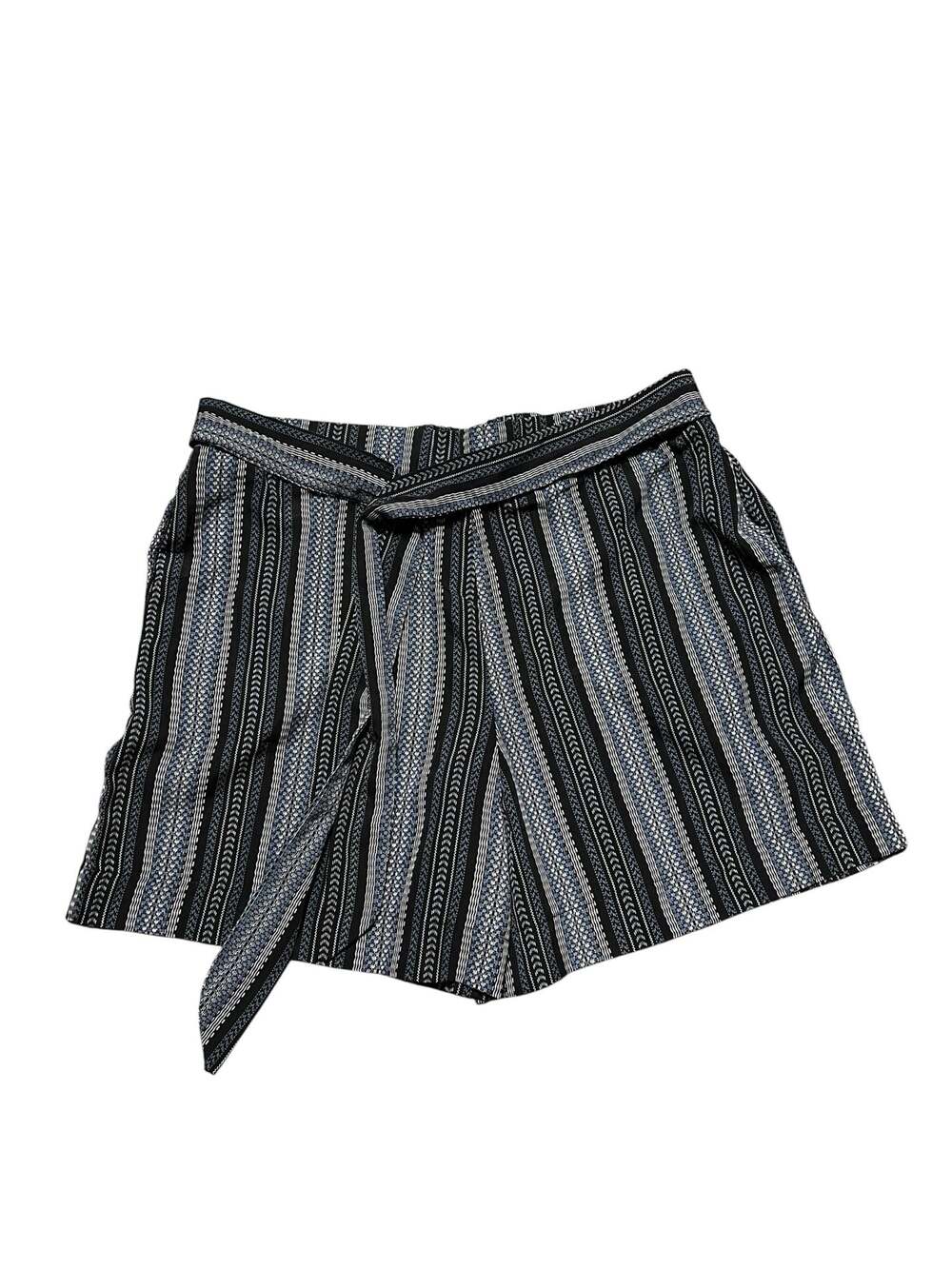 Weekend by Suzanne Betro Printed Tie Front Casual Shorts